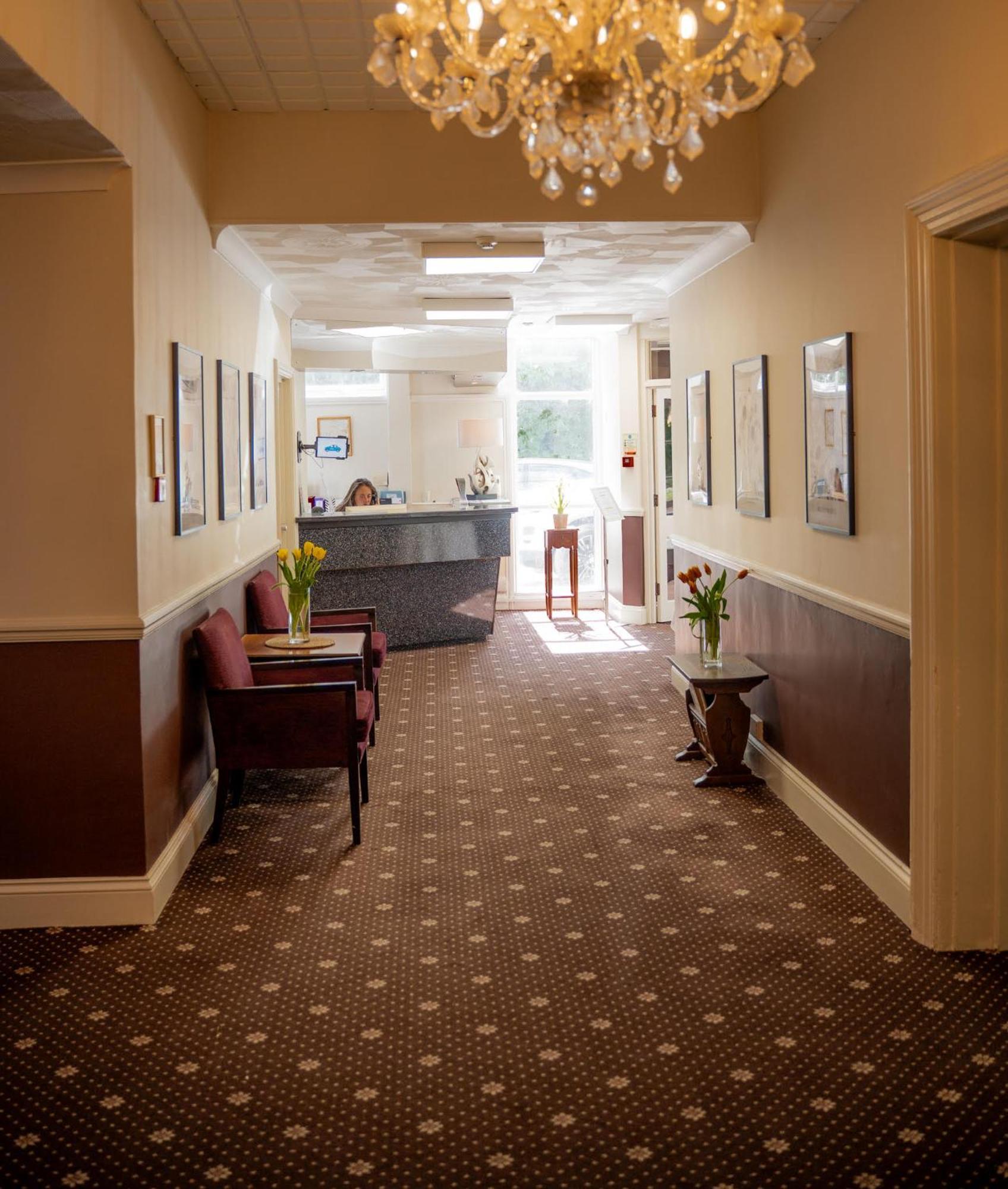 The Mayfair Hotel Борнмът Екстериор снимка